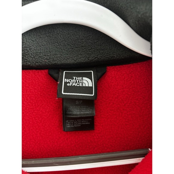 THE NORTH FACE Jacket - S - Red - Fleece Jacket -  Lightweight Outdoor Jacket‎ - Picture 4 of 5